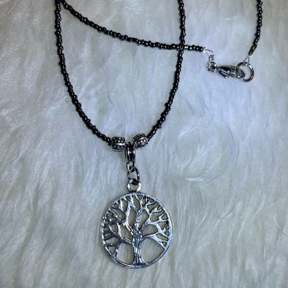 Beaded Tree Of Life Necklace 🌳 - Picture 2 of 3